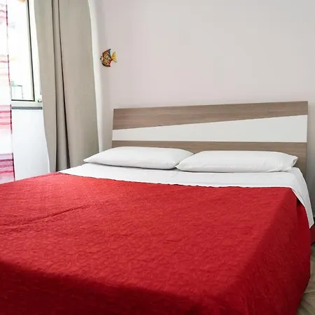 Portosalvo Rooms Santa Teresa Di Riva Exterior photo